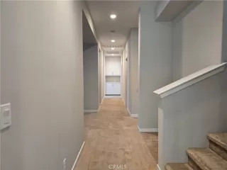 Photo #5: WS25165409 Listing 