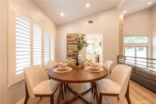 Photo #6: WS25165564 Listing