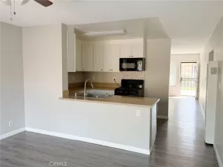 Photo #3: WS25209692 Listing 