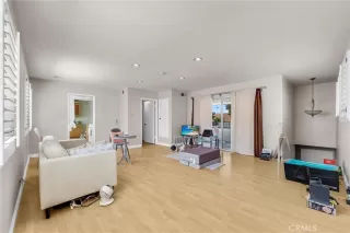 Photo #1: WS25217193 Listing 