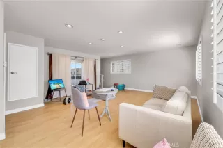 Photo #2: WS25217193 Listing 