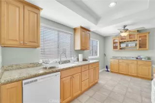 Photo #4: WS25217193 Listing 