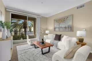 Photo #2: WS25218224 Listing 