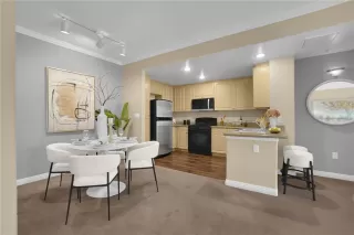 Photo #4: WS25218224 Listing 