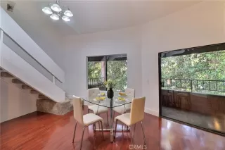 Photo #6: WS25235844 Listing 