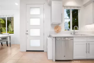 Photo #1: WS25236190 Listing 