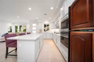 Photo #4: WS25236190 Listing 