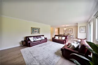 Photo #6: WS25237530 Listing