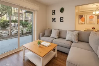 Photo #2: WS25248361 Listing 