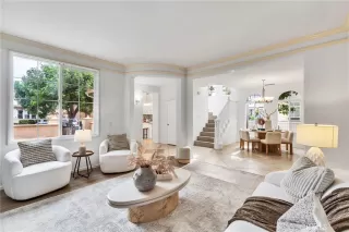 Photo #1: WS25255833 Listing 