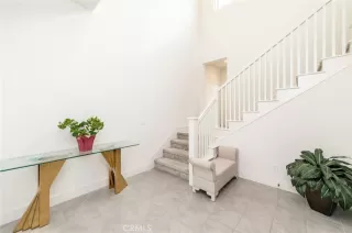 Photo #3: WS25260092 Listing 