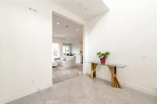 Photo #4: WS25260092 Listing 