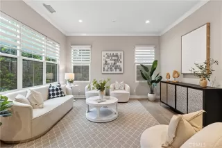 Photo #2: WS25262777 Listing 