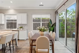 Photo #6: WS25262777 Listing 