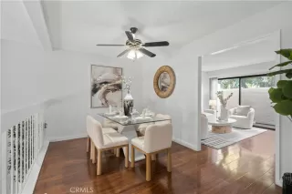 Photo #5: WS25267224 Listing 