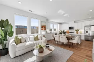 Photo #4: WS25269422 Listing 