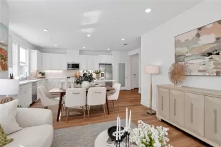 Photo #5: WS25269422 Listing 