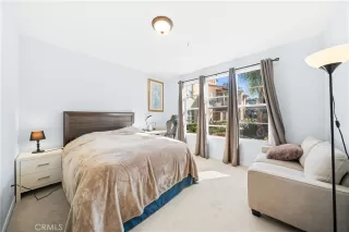 Photo #6: WS25270301 Listing 