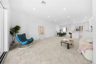 Photo #4: WS26004454 Listing