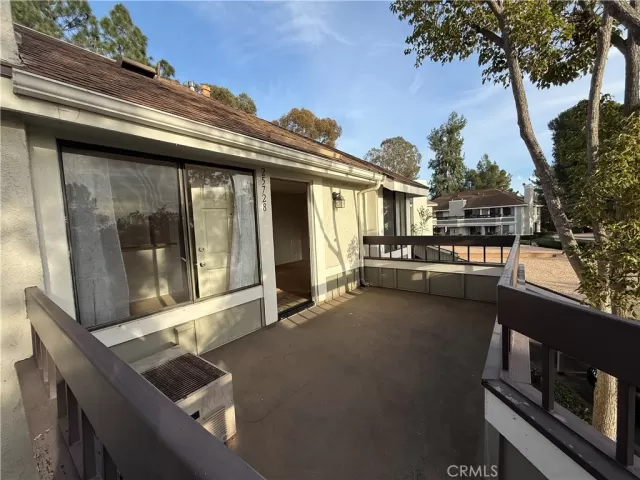 MLS: WS26018034 Condo For Sale