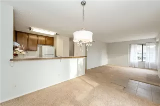 Photo #4: WS26018034 Listing 