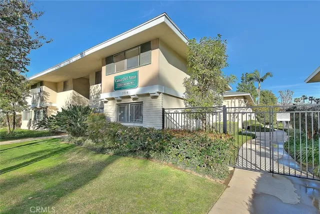 MLS: WS26022880 Condo For Sale