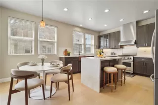 Photo #6: WS26036105 Listing 