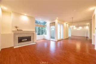 Photo #4: WS26037434 Listing