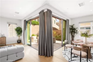 Photo #5: WS26064124 Listing