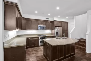 Photo #5: WS26064353 Listing