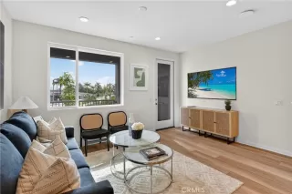 Photo #2: WS26073871 Listing 