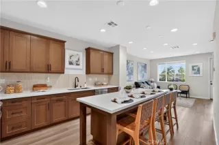 Photo #4: WS26073871 Listing 