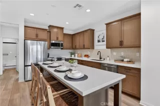 Photo #5: WS26073871 Listing 