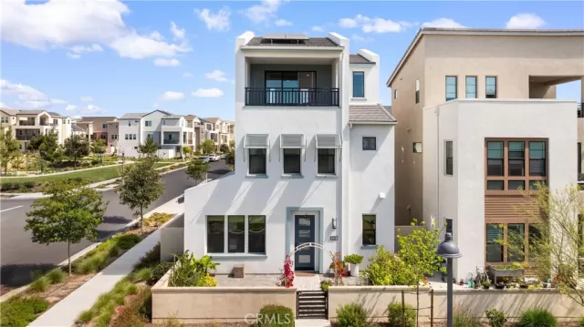 MLS: WS26079209 Condo For Sale