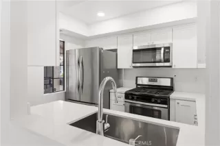 Photo #5: WS26086074 Listing 