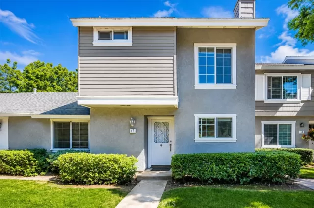 MLS: WS26116602 Condo For Sale
