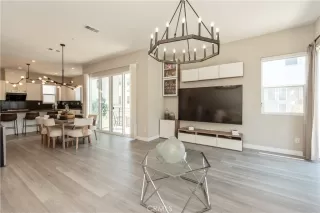 Photo #4: WS26137402 Listing 