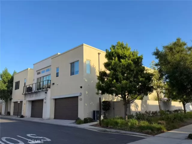 MLS: WS26139134 Condo For Sale
